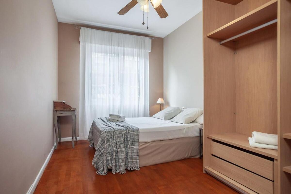 ברצלונה Next To Sagrada Familia 4-Bedroom Apartment מראה חיצוני תמונה