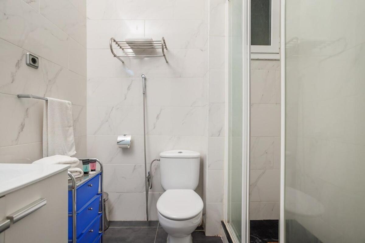 ברצלונה Next To Sagrada Familia 4-Bedroom Apartment מראה חיצוני תמונה