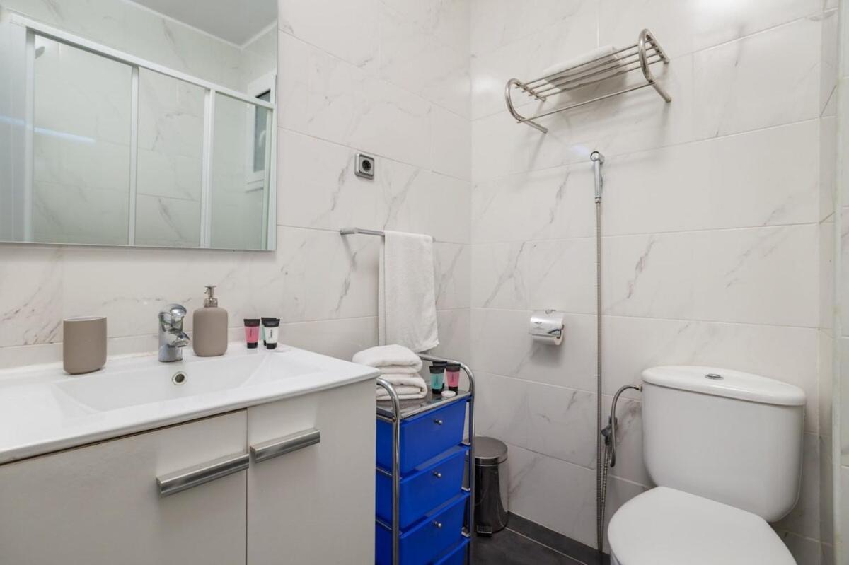ברצלונה Next To Sagrada Familia 4-Bedroom Apartment מראה חיצוני תמונה