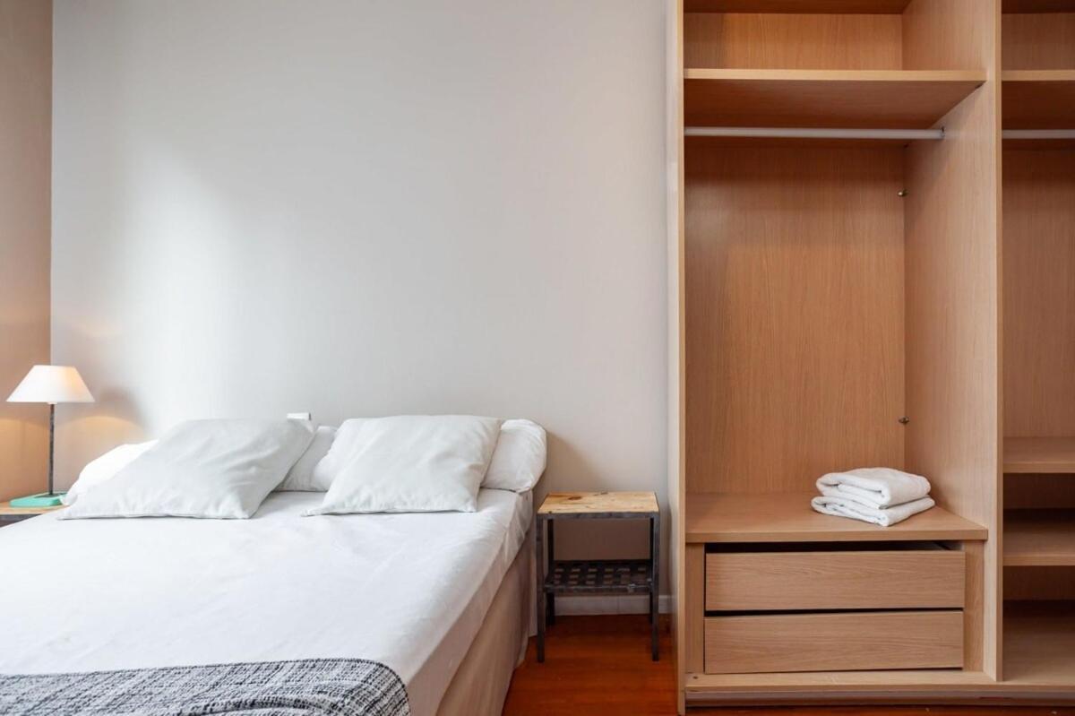 ברצלונה Next To Sagrada Familia 4-Bedroom Apartment מראה חיצוני תמונה
